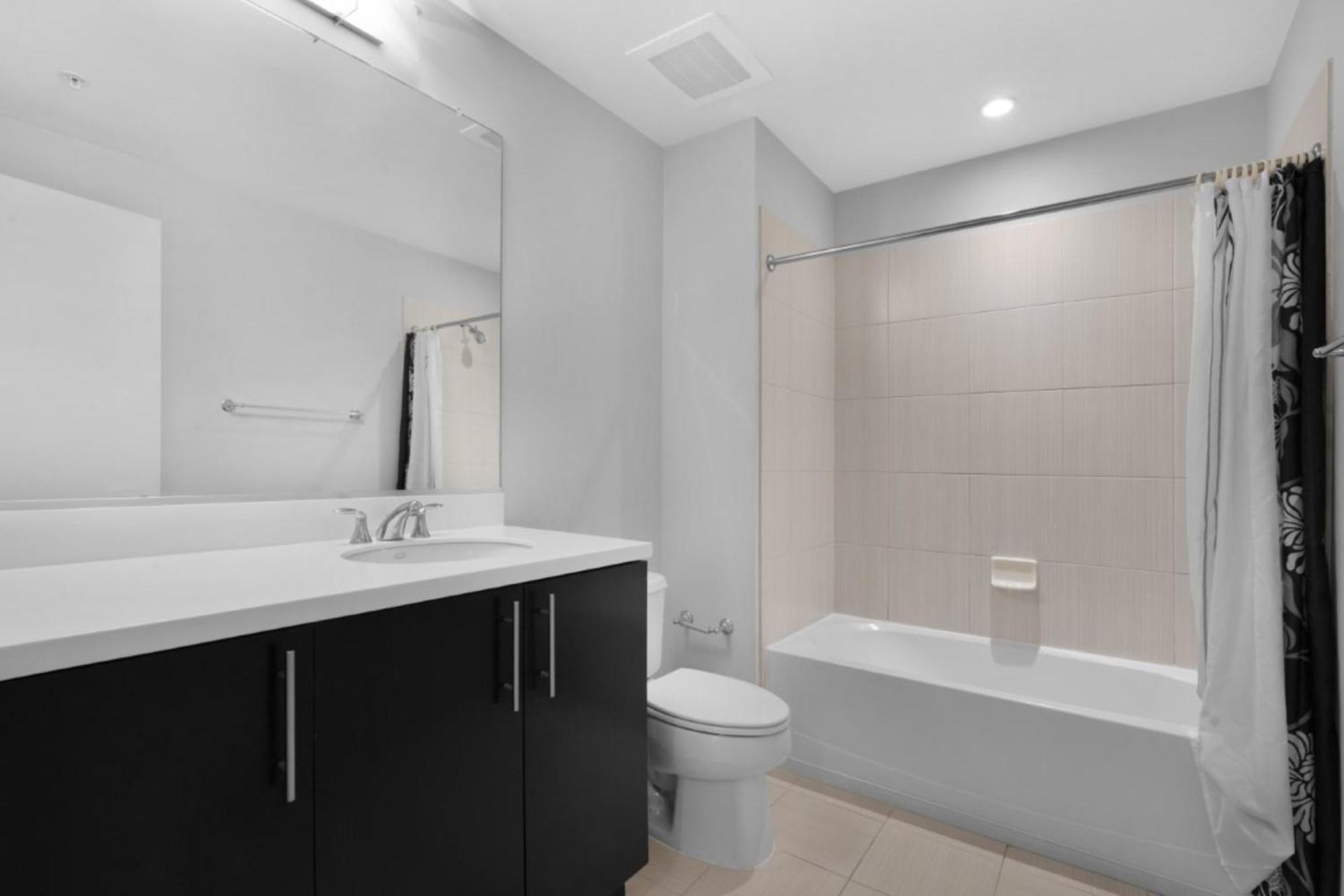 One-Bedroom Apartment,959527057:JPEG